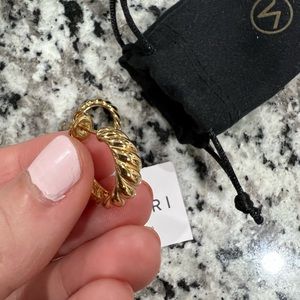 Mejuri croissant earrings in gold